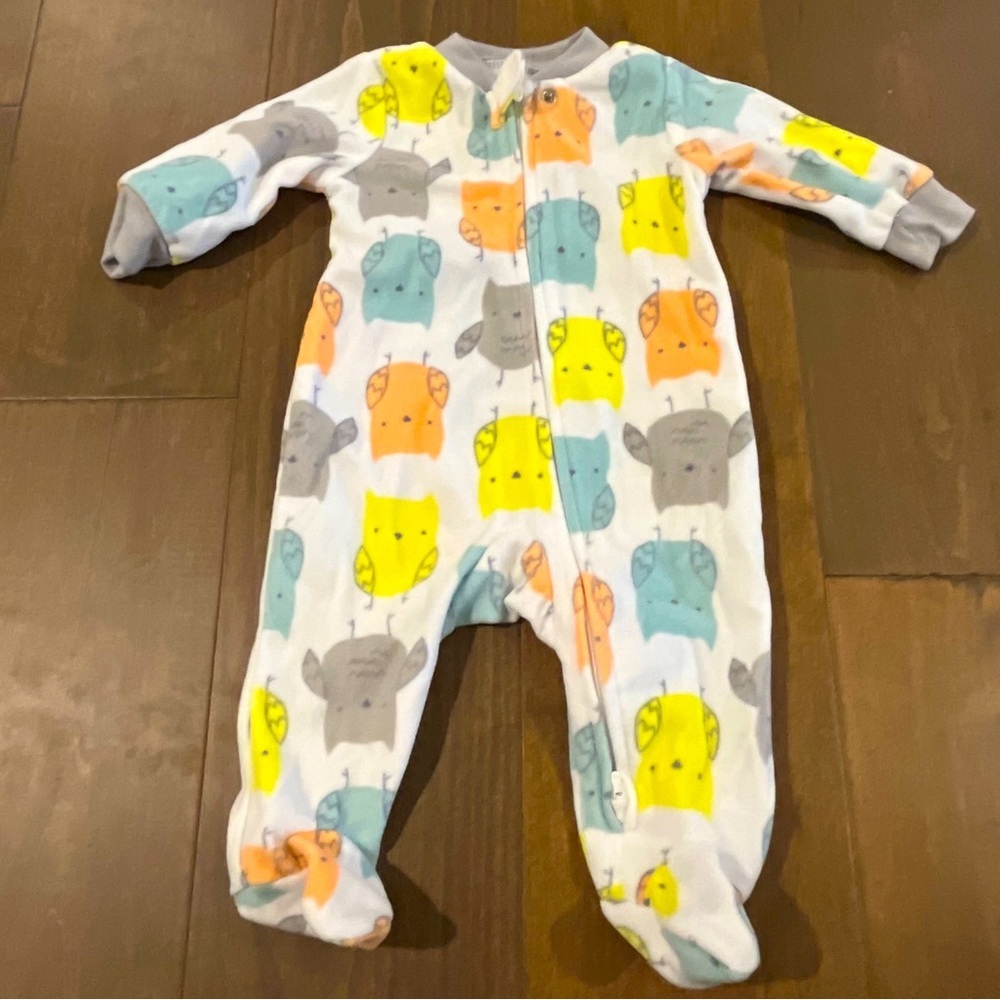 Carter’s Baby 0-3 Months Footie Pajamas Double Way Zip- like new condition